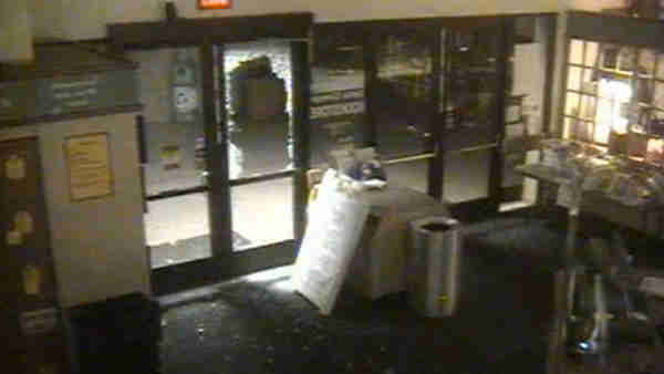 BREAK IN: The Delta College bookstore was burglarized on Sept. 25