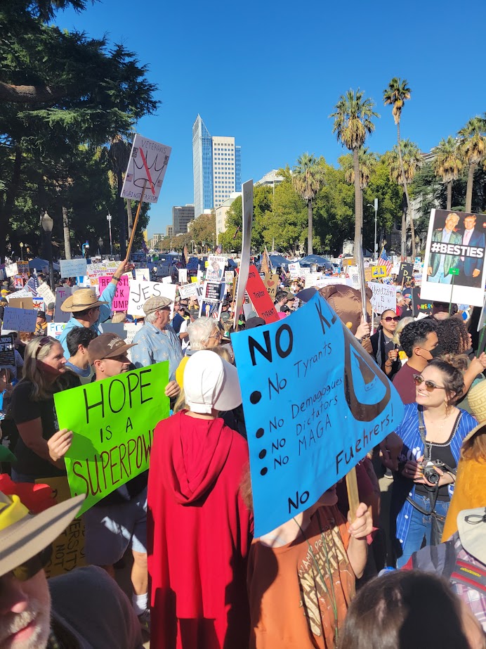 A crowd of protesters at the No Kings 2 protest in Sacramento on Oct. 18. Photo by Elias Barrera.
