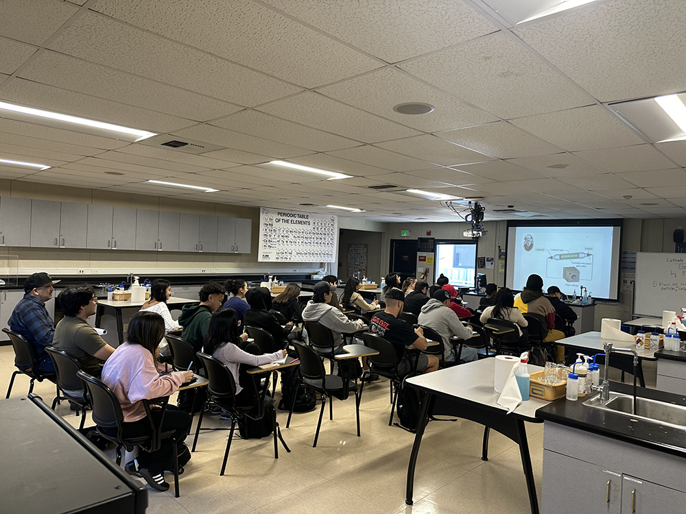 A class taking place at Mountain House in Sept. 2024. Permanent buildings in Mountain House are a Phase 1 priority for Measure K. Collegian Archive.